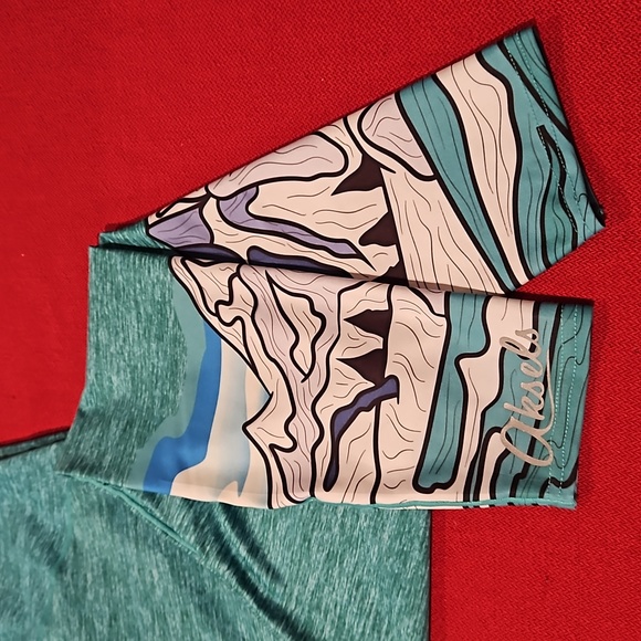 Askels leggings scenic hem mountains Colorado green Size Large - Picture 3 of 5